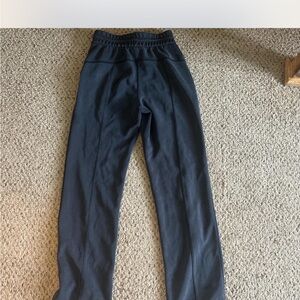 lululemon athletica women’s soft stream pants w adjustable waist. Size 2